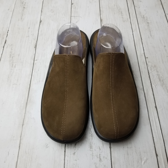 Hammacher Schlemmer Men\'s Walk On Air Suede Brown Indoor/Outdoor Slipper Mules main image 6